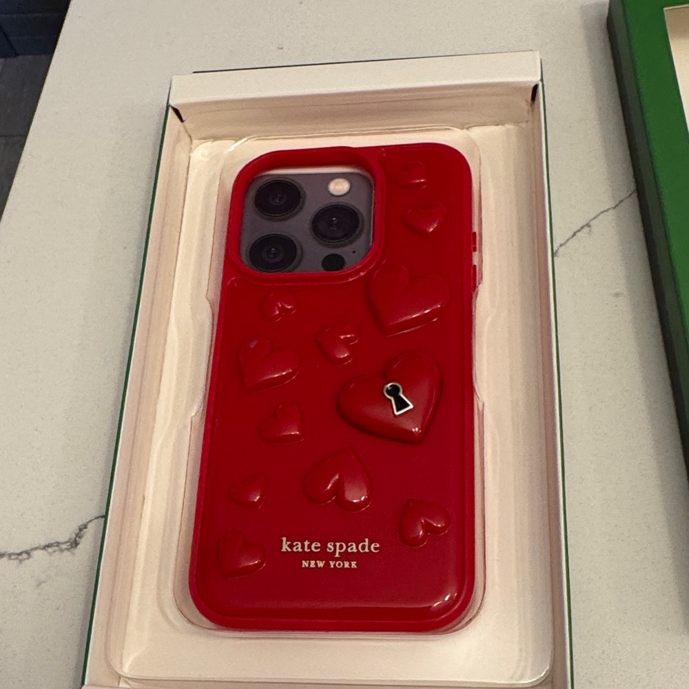 Kate Spade Heart Pattern Red iPhone 15 Pro Case